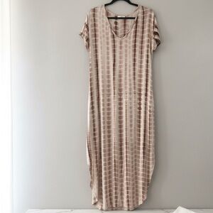 America & Beyond Tie Dye Maxi Dress Size M Side Slit Pockets